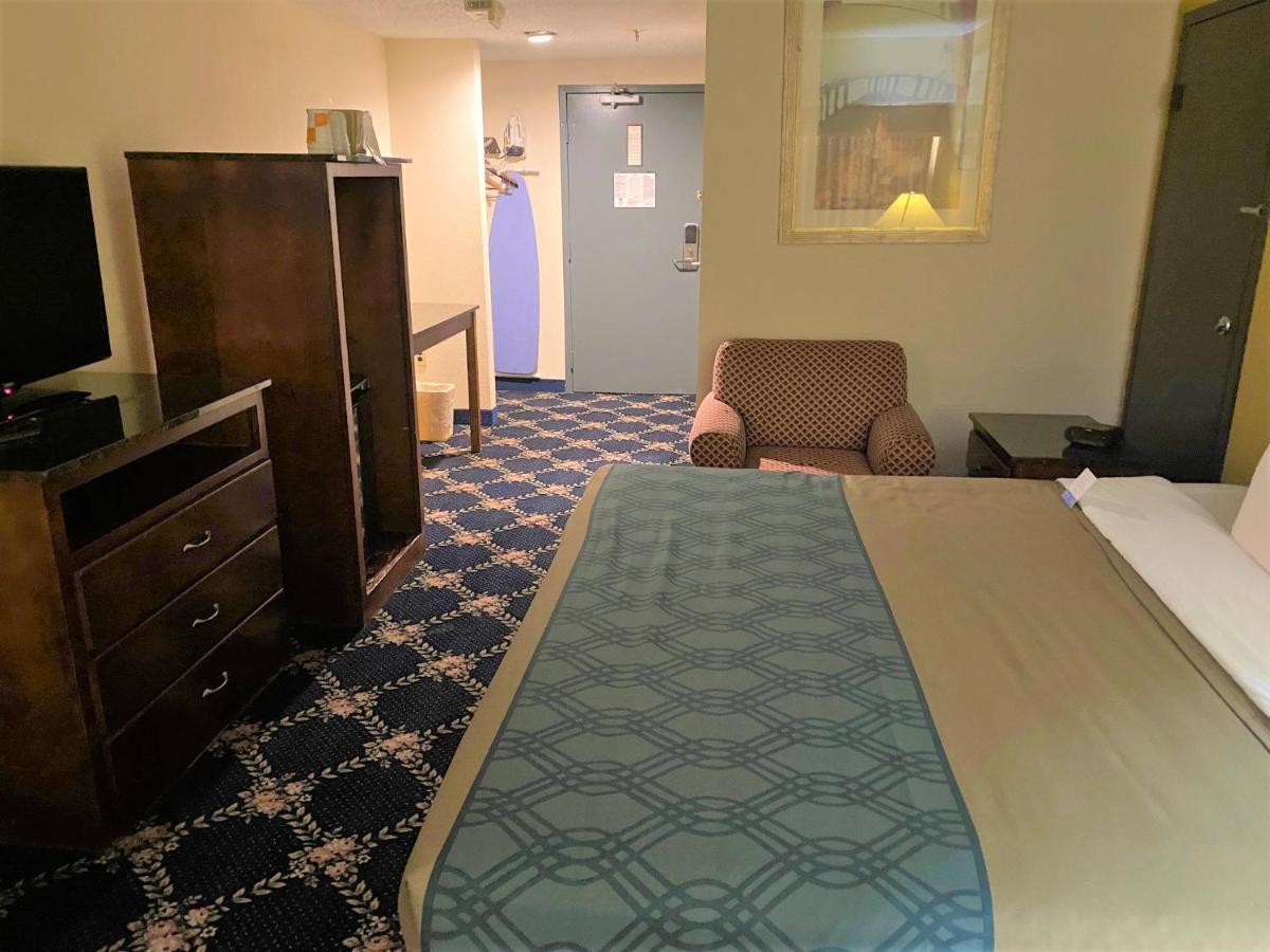 Rodeway Inn Sandston Camera foto