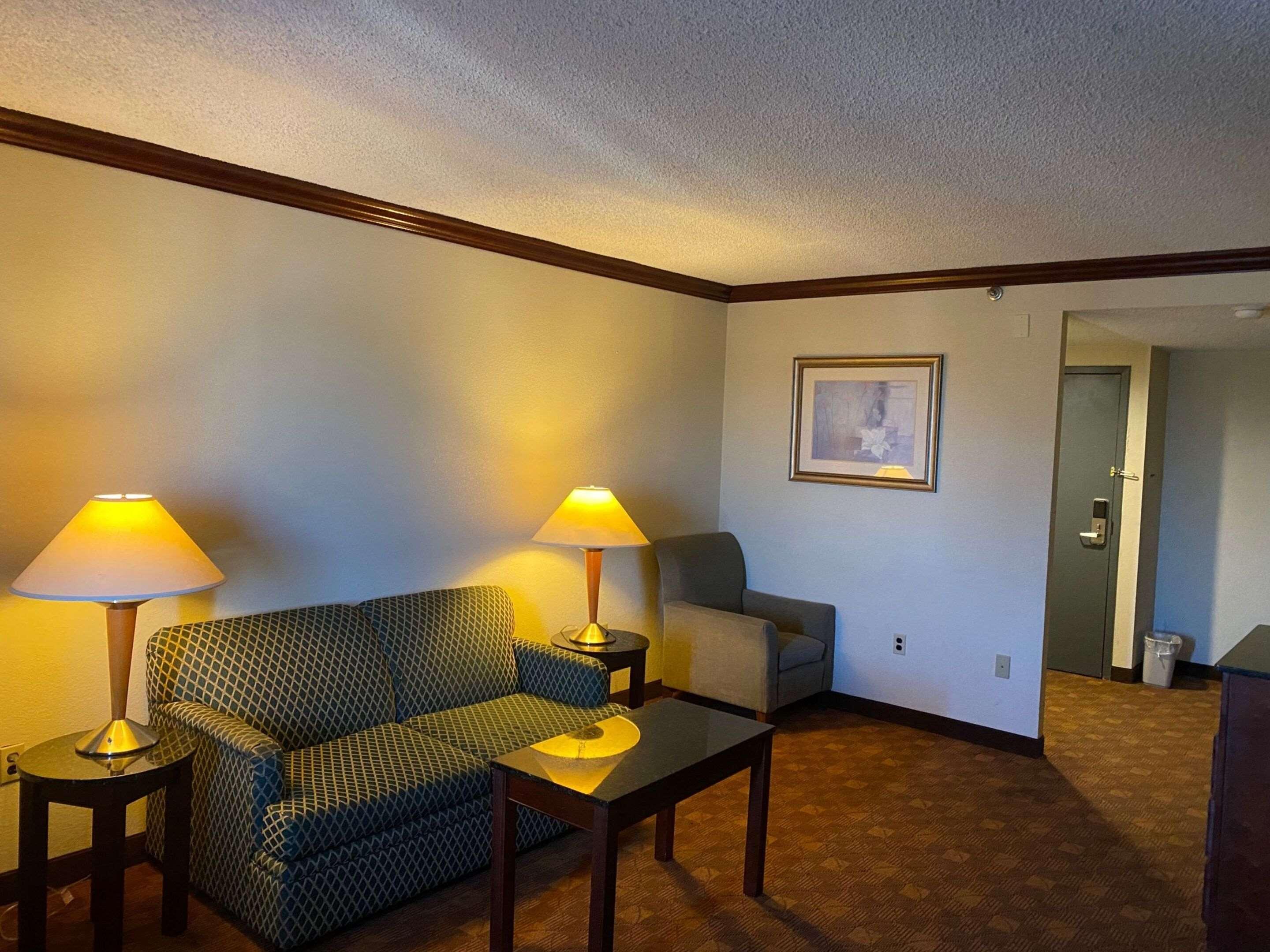 Rodeway Inn Sandston Esterno foto