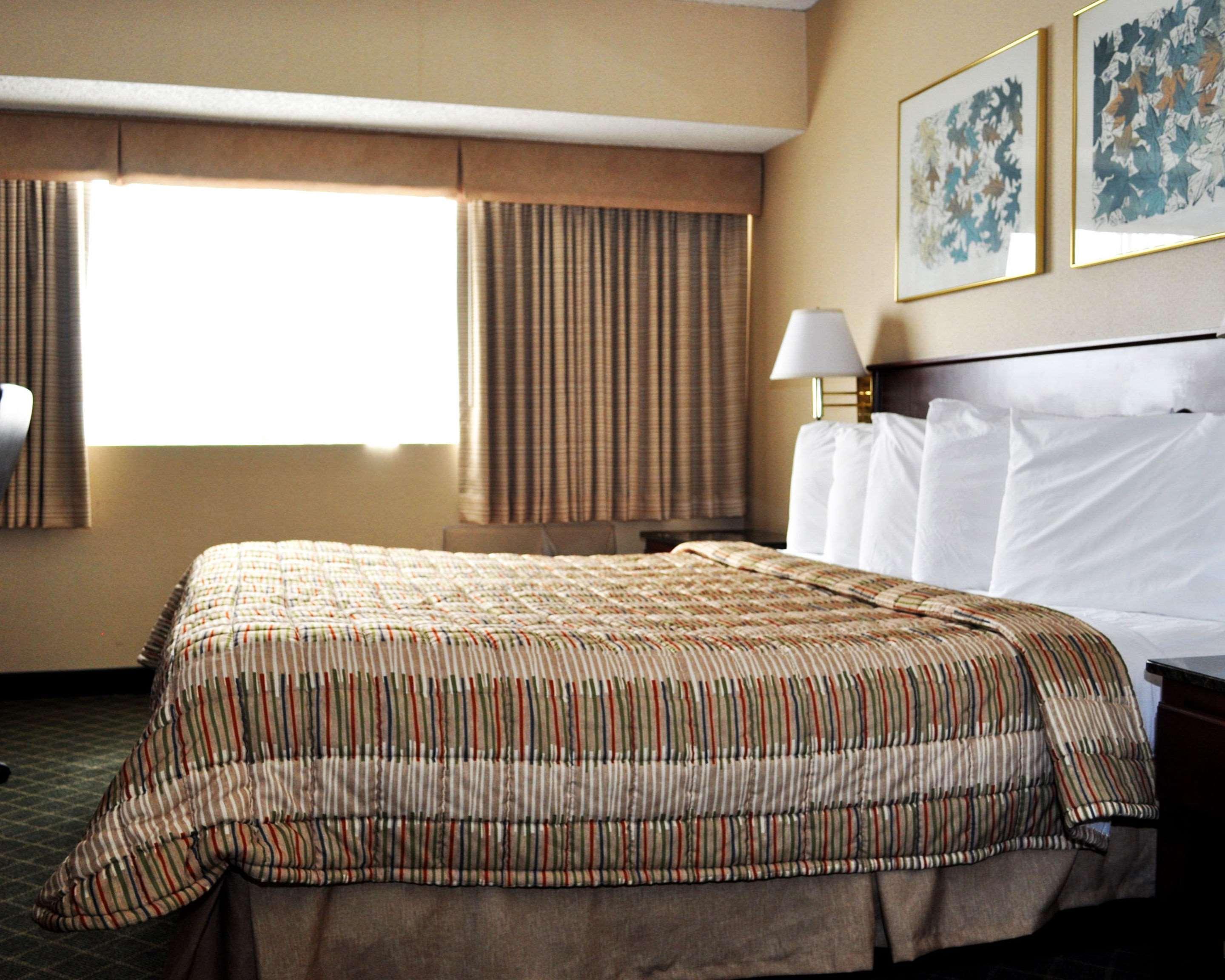 Rodeway Inn Sandston Esterno foto