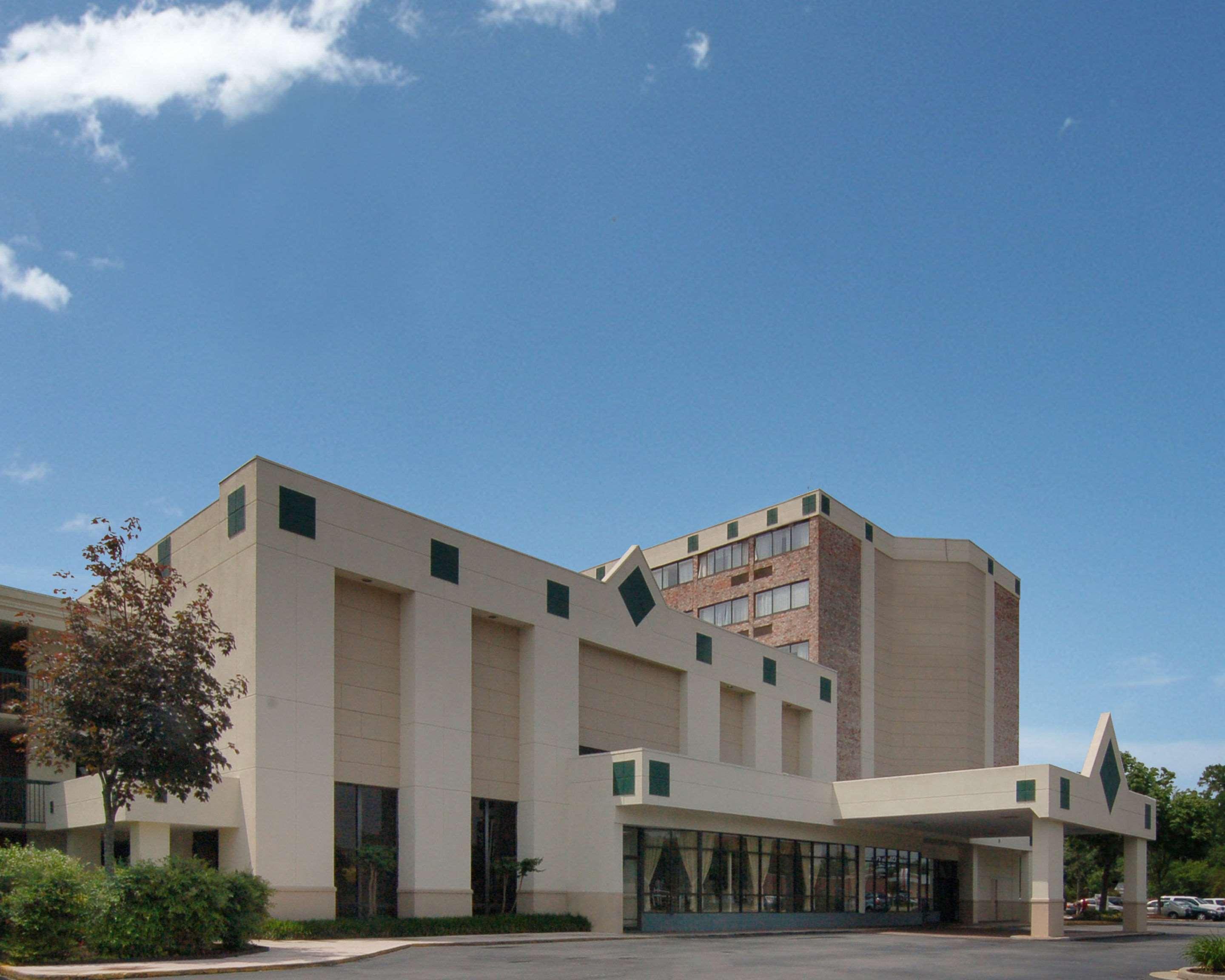Rodeway Inn Sandston Esterno foto
